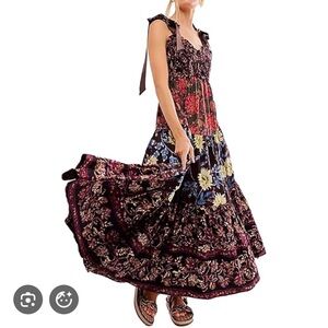 Free People Mixed Floral Tiered Maxi Dress - Size Small - NWOT